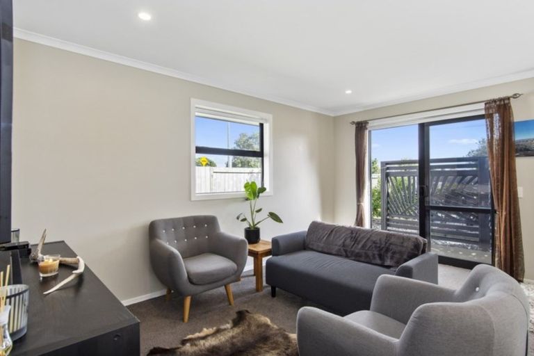 Photo of property in 4 Pompallier Lane, Papamoa Beach, Papamoa, 3118