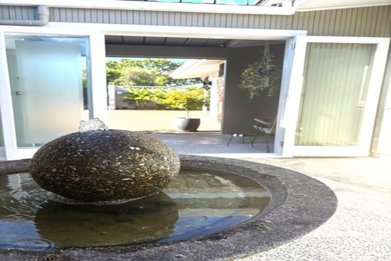 Photo of property in 97 Tiroroa Avenue, Te Atatu South, Auckland, 0610