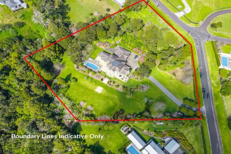 Photo of property in 1 Pearson Road, Whitford, Howick, 2571