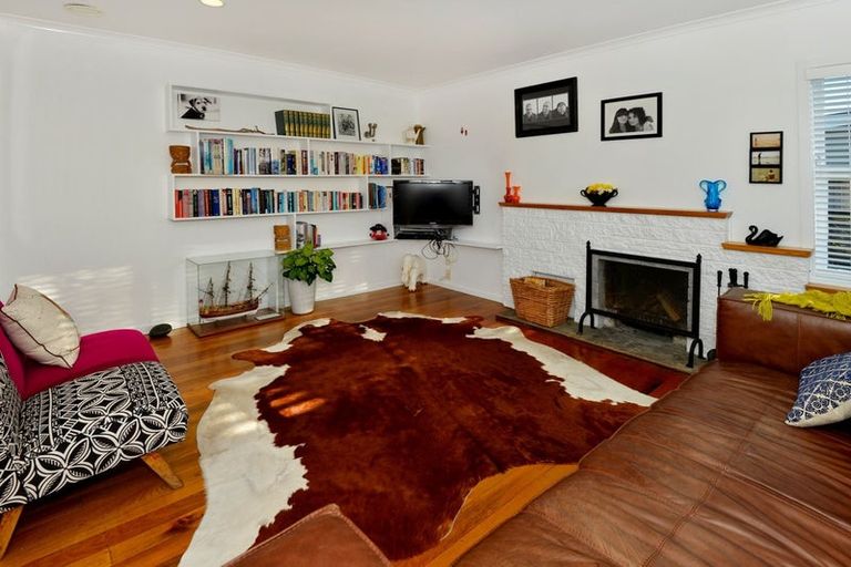 Photo of property in 36 Dakota Avenue, Beach Haven, Auckland, 0626