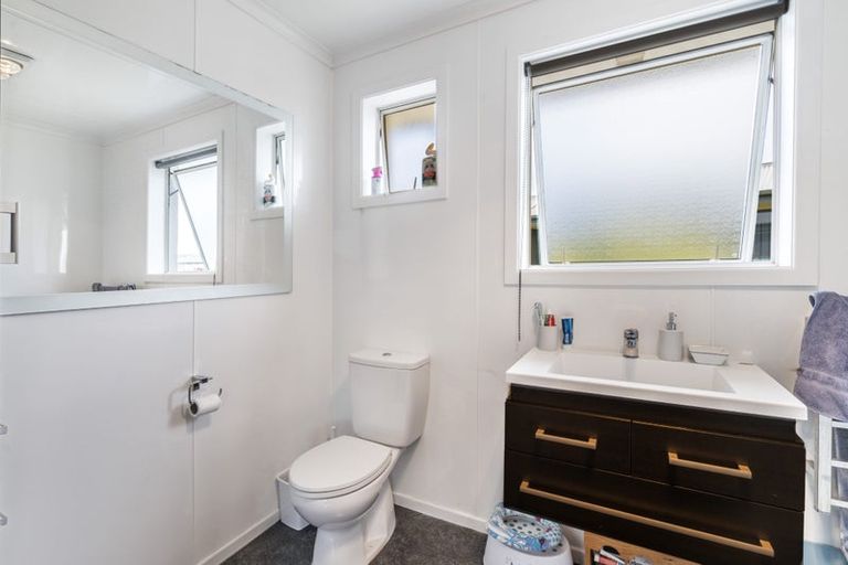 Photo of property in 32 Moray Crescent, Grasmere, Invercargill, 9810