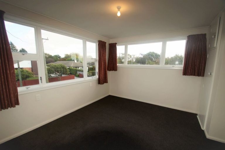 Photo of property in 20 Sevenoaks Drive, Bryndwr, Christchurch, 8053