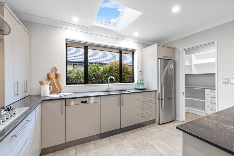 Photo of property in 8 Caroline Way, Northwood, Christchurch, 8051