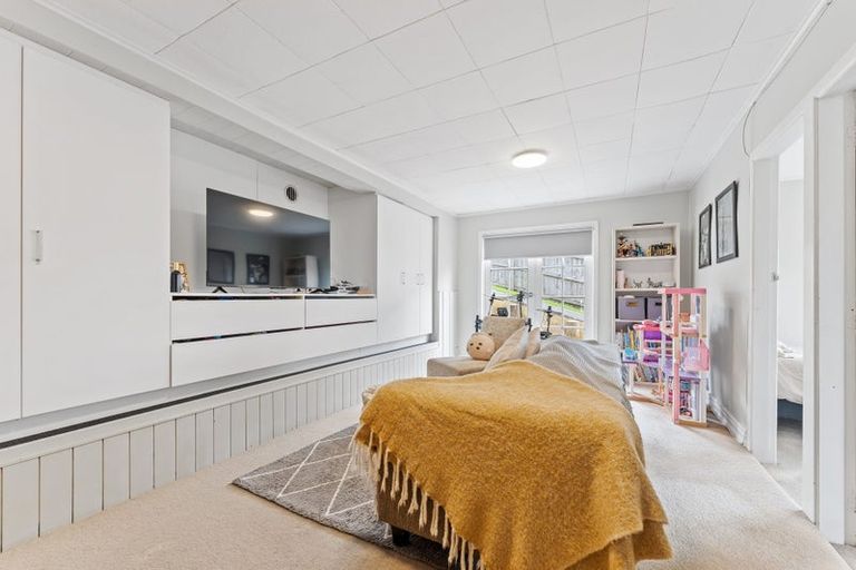 Photo of property in 75 Stanmore Bay Road, Stanmore Bay, Whangaparaoa, 0932