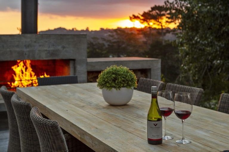 Photo of property in 163 Schnapper Road, Schnapper Rock, Auckland, 0632