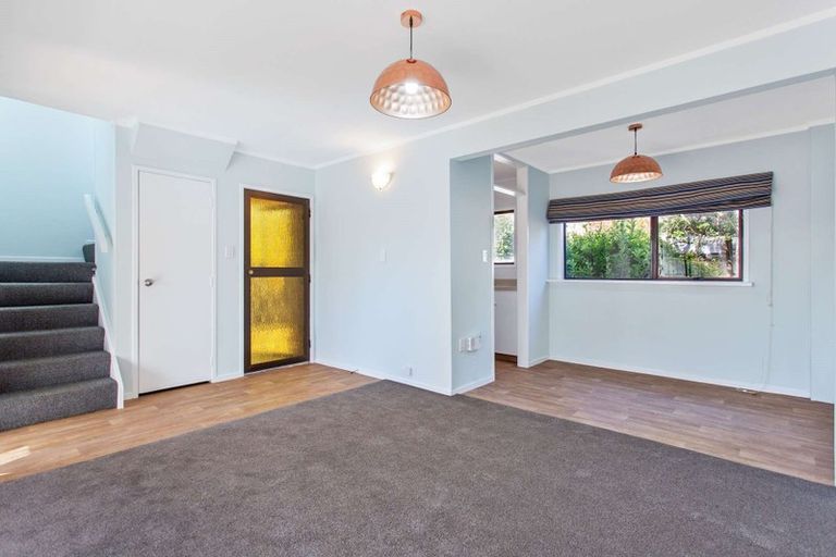 Photo of property in 7/19a Gray Avenue, Mangere East, Auckland, 2024