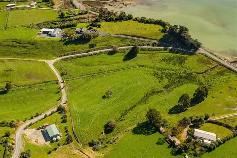 Photo of property in Queen Charlotte Drive, Linkwater, 7281