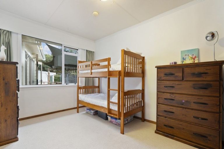 Photo of property in 39 Turakina Street, Merrilands, New Plymouth, 4312