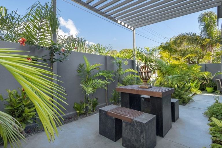 Photo of property in 349a Oceanbeach Road, Mount Maunganui, 3116