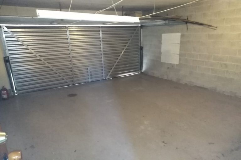 Photo of property in 2/155 Northcote Road, Northcote, Christchurch, 8052