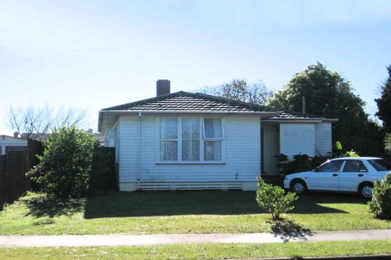 Photo of property in 21 Curling Crescent, Onekawa, Napier, 4110