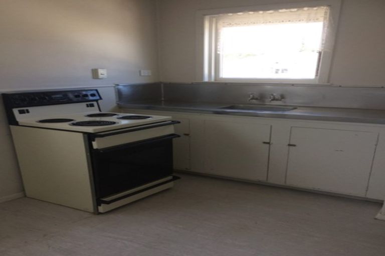 Photo of property in 20a Nogat Avenue, Papatoetoe, Auckland, 2024