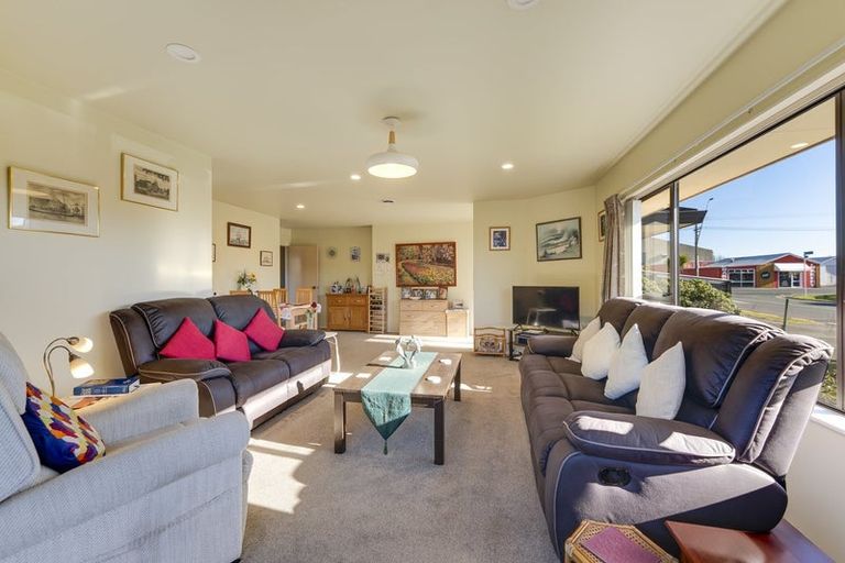 Photo of property in 4 Musgrave Crescent, Tahunanui, Nelson, 7011