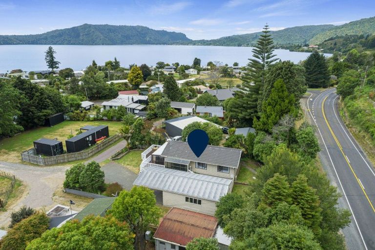 Photo of property in 18 Aoturoa Avenue, Rotoiti Forest, Rotorua, 3074