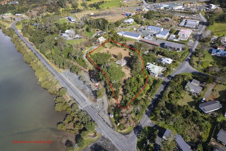 Photo of property in 36 Waterfront Drive, Mangonui, 0420
