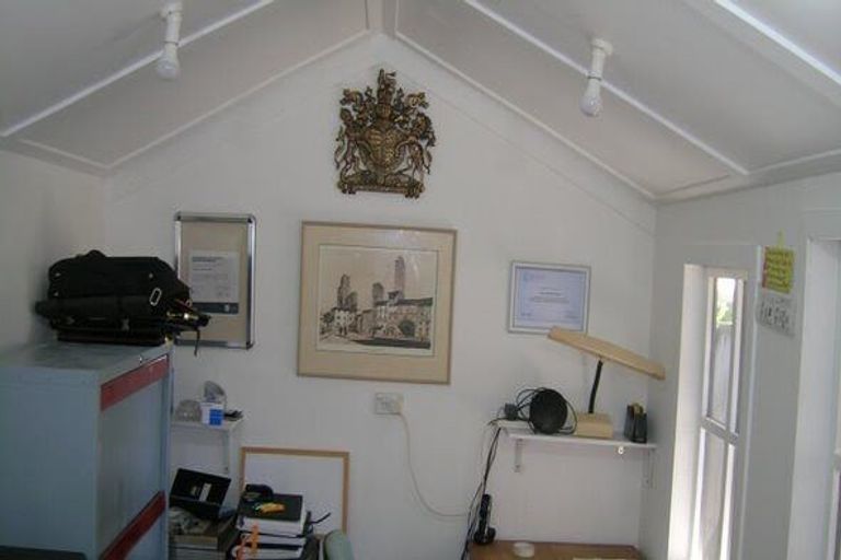 Photo of property in 110 Lakeside Drive, Orewa, 0931