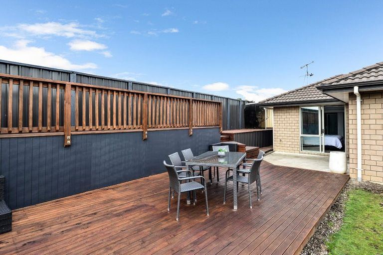 Photo of property in 11 Te Ironui Place, Huntington, Hamilton, 3210