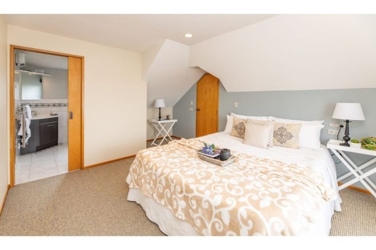 Photo of property in 2/48 Colwyn Street, Bryndwr, Christchurch, 8053