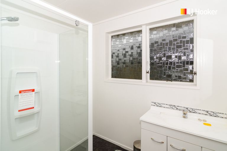 Photo of property in 13b Royal Crescent, Saint Kilda, Dunedin, 9012