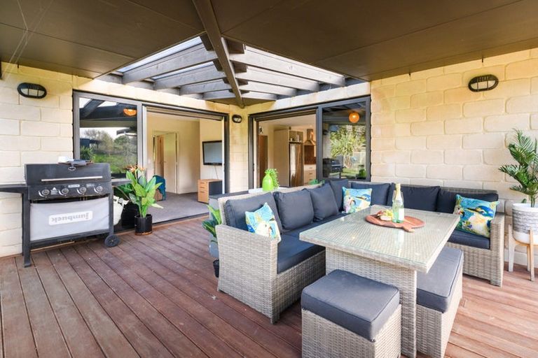 Photo of property in 49 Parrs Road, Bunnythorpe, Palmerston North, 4470