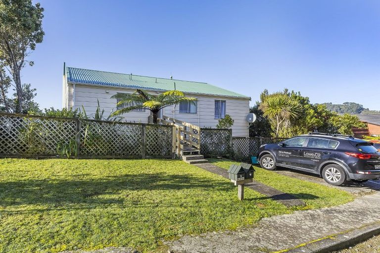 Photo of property in 9 Oldham Way, Crofton Downs, Wellington, 6035