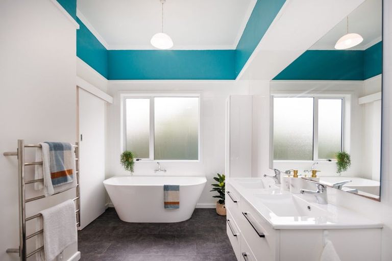 Photo of property in 26 Limbrick Street, Terrace End, Palmerston North, 4410