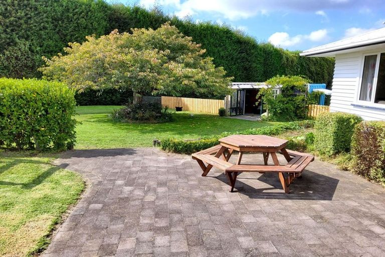 Photo of property in 165 No 2 Road, Te Puke, 3182