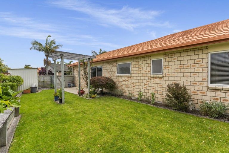 Photo of property in 24/100 Millers Road, Brookfield, Tauranga, 3110