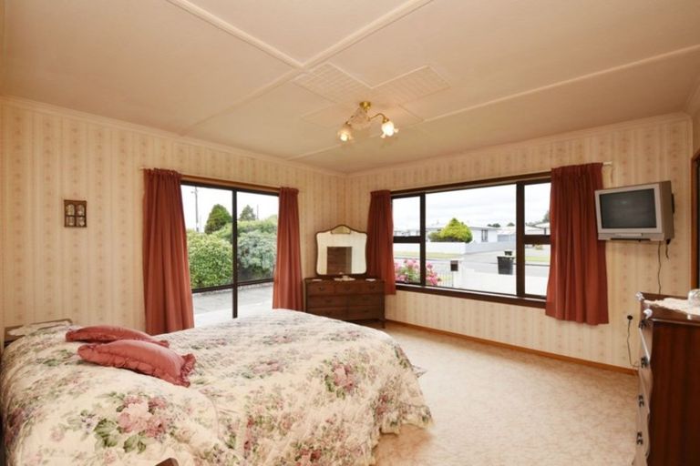 Photo of property in 38 Stobo Street, Grasmere, Invercargill, 9810