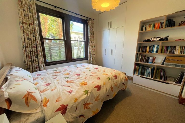 Photo of property in 76 Nottingham Street, Karori, Wellington, 6012