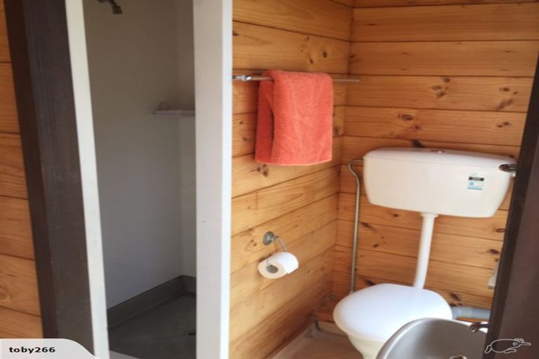 Photo of property in 12 Woodleigh Street, Frankleigh Park, New Plymouth, 4310