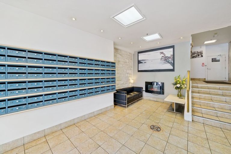 Photo of property in Terrace Garden Apartments, 13b/120 The Terrace, Wellington Central, Wellington, 6011