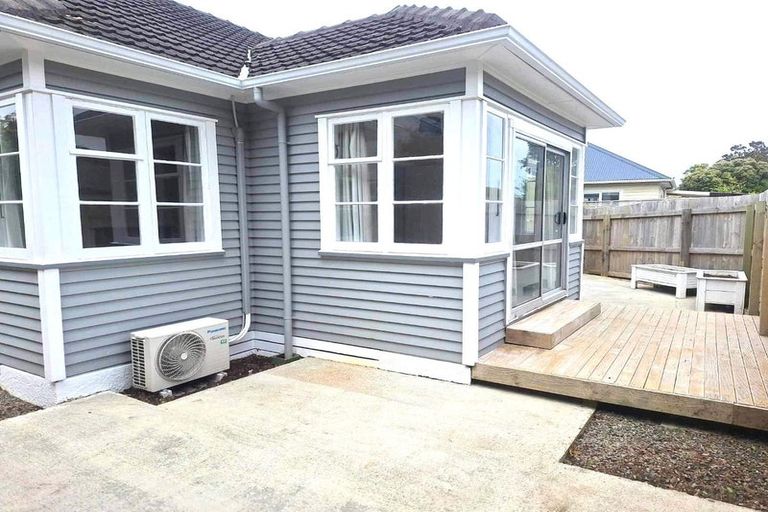 Photo of property in 29 Compton Crescent, Taita, Lower Hutt, 5011