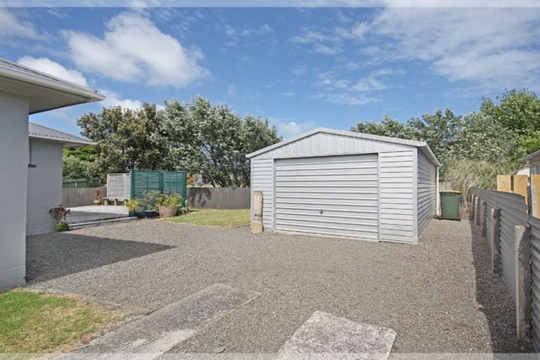 Photo of property in 5 Harrod Avenue, Foxton Beach, Foxton, 4815