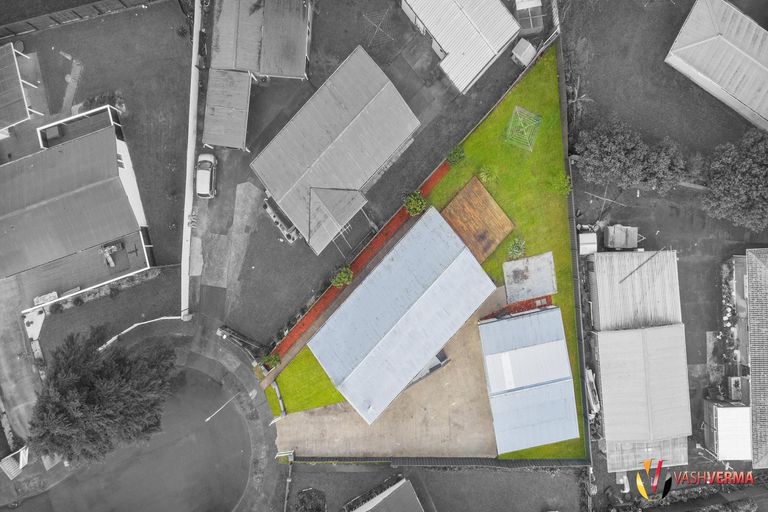 Photo of property in 9 Chisholm Place, Mangere East, Auckland, 2024