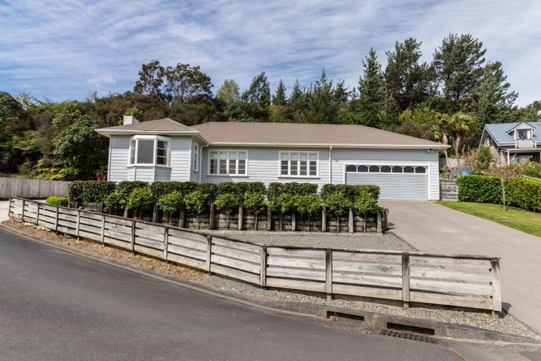 Photo of property in 78 Moeraki Road, Maoribank, Upper Hutt, 5018