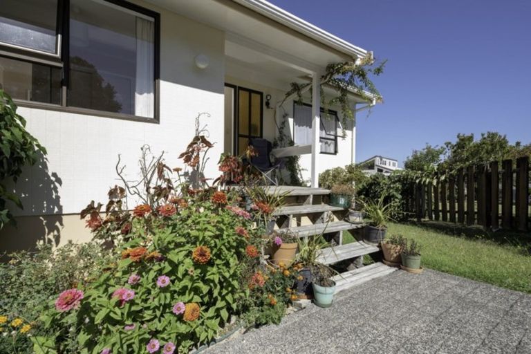 Photo of property in 6 Deeming Road, Okiato, Russell, 0272