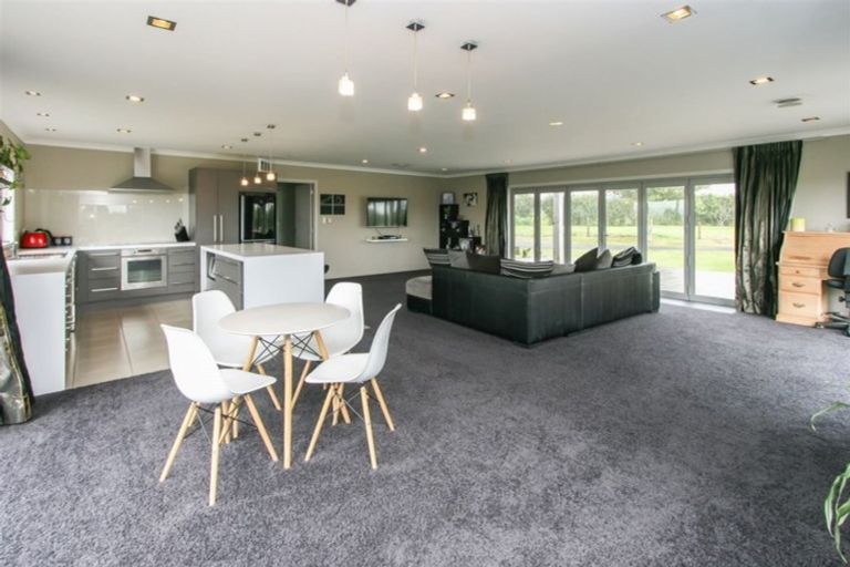 Photo of property in 1271 Upland Road, Egmont Village, Inglewood, 4386