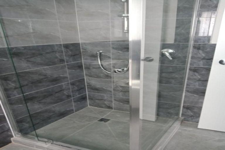 Photo of property in 5a Hunua Road, Papakura, 2110