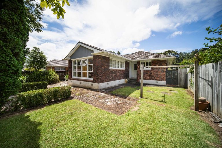 Photo of property in 80 Hill Road, Hillpark, Auckland, 2102