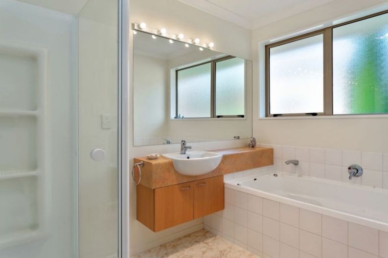 Photo of property in 1 Devonvale Lane, Amberley, 7410