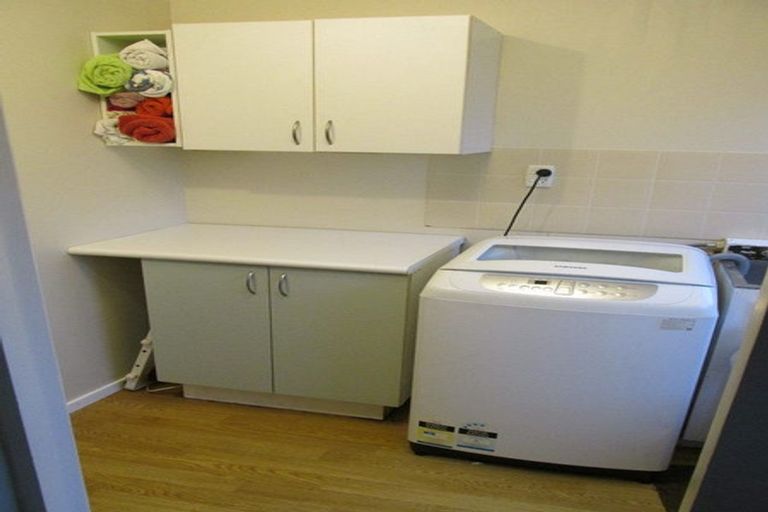 Photo of property in 2 Corric Hill, Torbay, Auckland, 0630