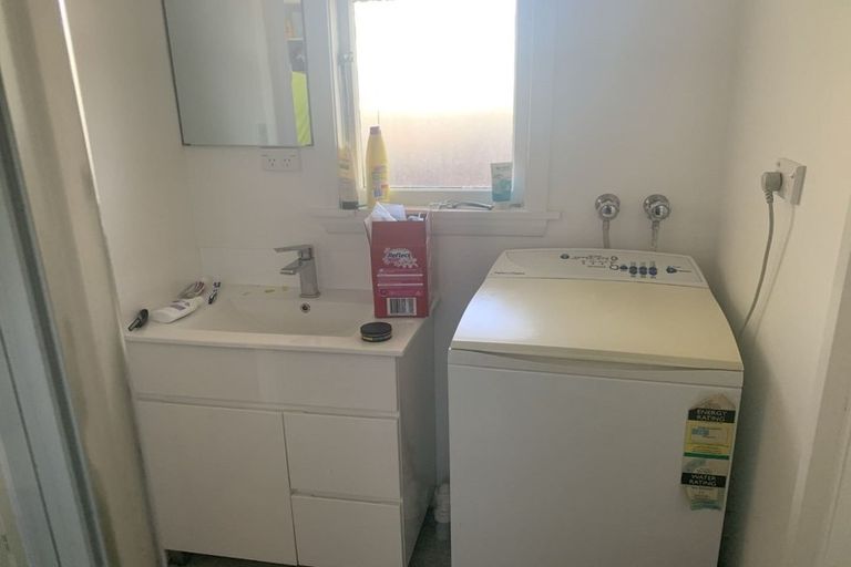 Photo of property in 2 Owens Terrace, Upper Riccarton, Christchurch, 8041