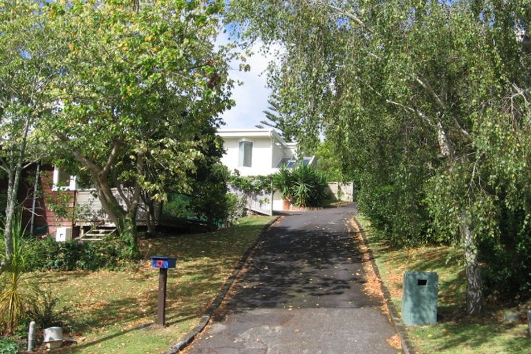 Photo of property in 5 Garmons Way, Castor Bay, Auckland, 0620