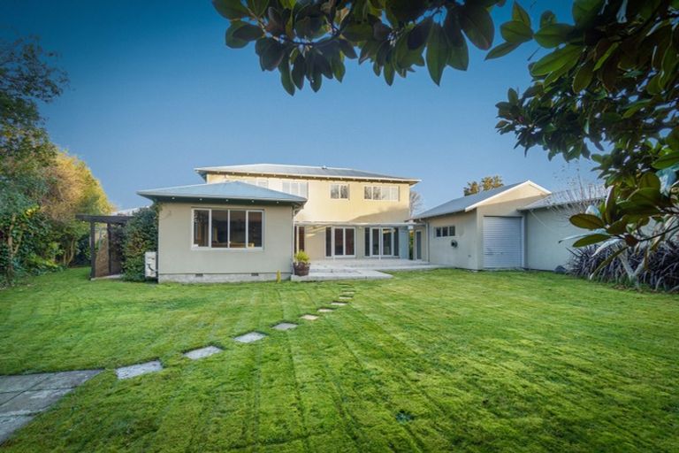 Photo of property in 49 Banks Avenue, Dallington, Christchurch, 8061