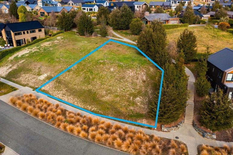 Photo of property in 25 Rannoch Drive, Jacks Point, Queenstown, 9371