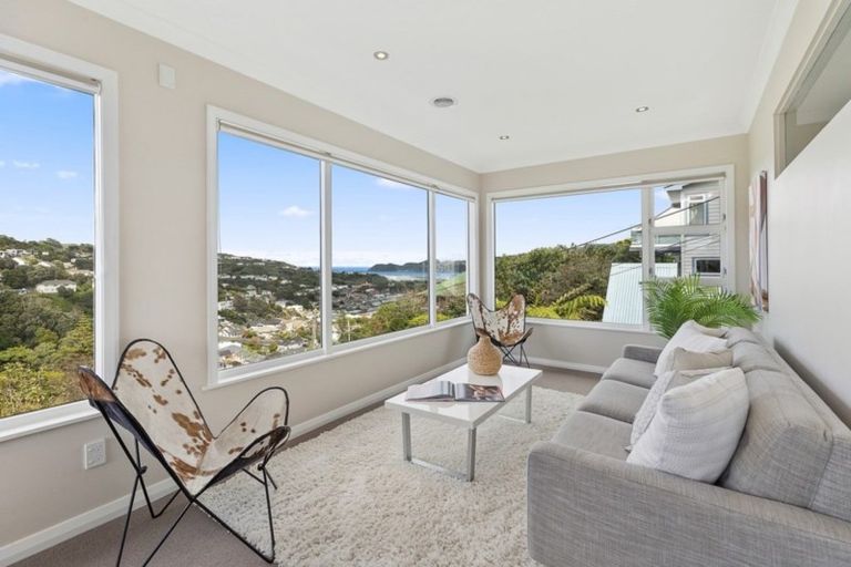 Photo of property in 6 Seatoun Heights Road, Seatoun, Wellington, 6022