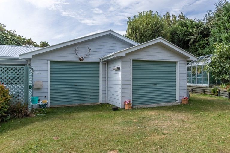 Photo of property in 35 Beech Street, Wanaka, 9305