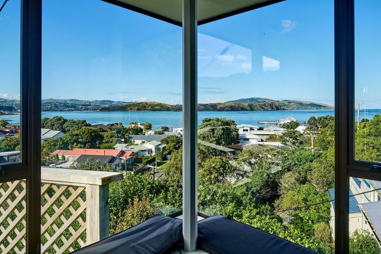 Photo of property in 2 Gordon Road, Plimmerton, Porirua, 5026