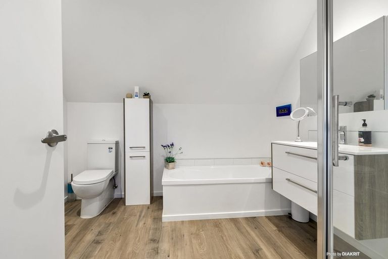 Photo of property in 2b Woodland Road, Johnsonville, Wellington, 6037